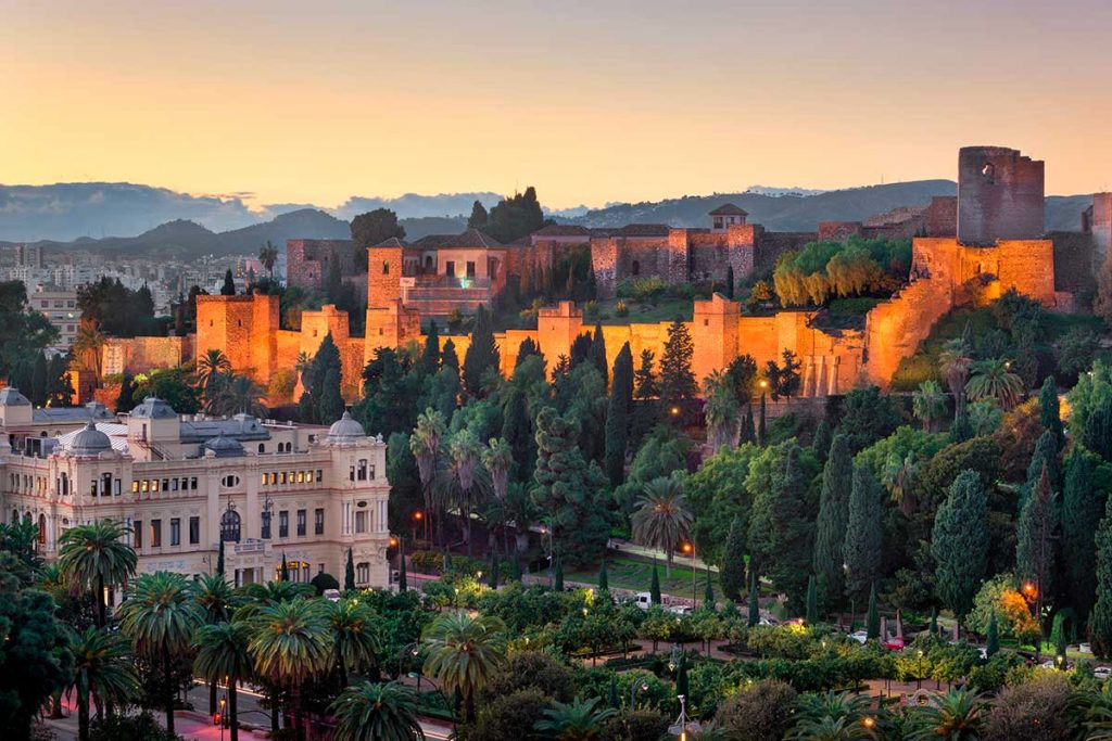 Estos son los 5 mejores castillos de Andalucía 1 Alcazaba de Málaga